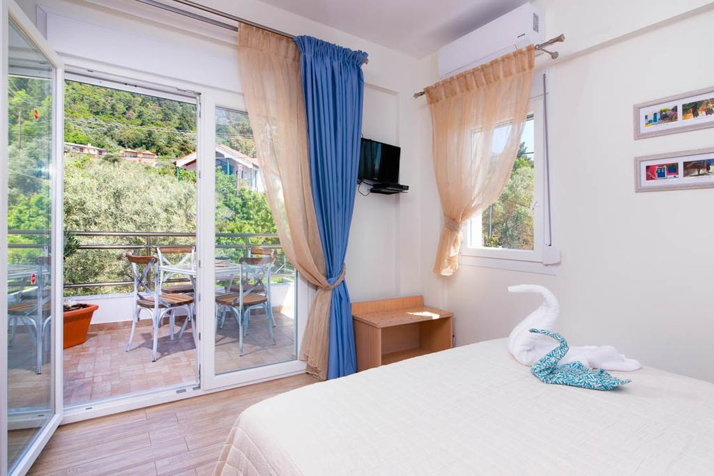 Olive Garden Villas And Apartments Chrysi Ammoudia Luaran gambar